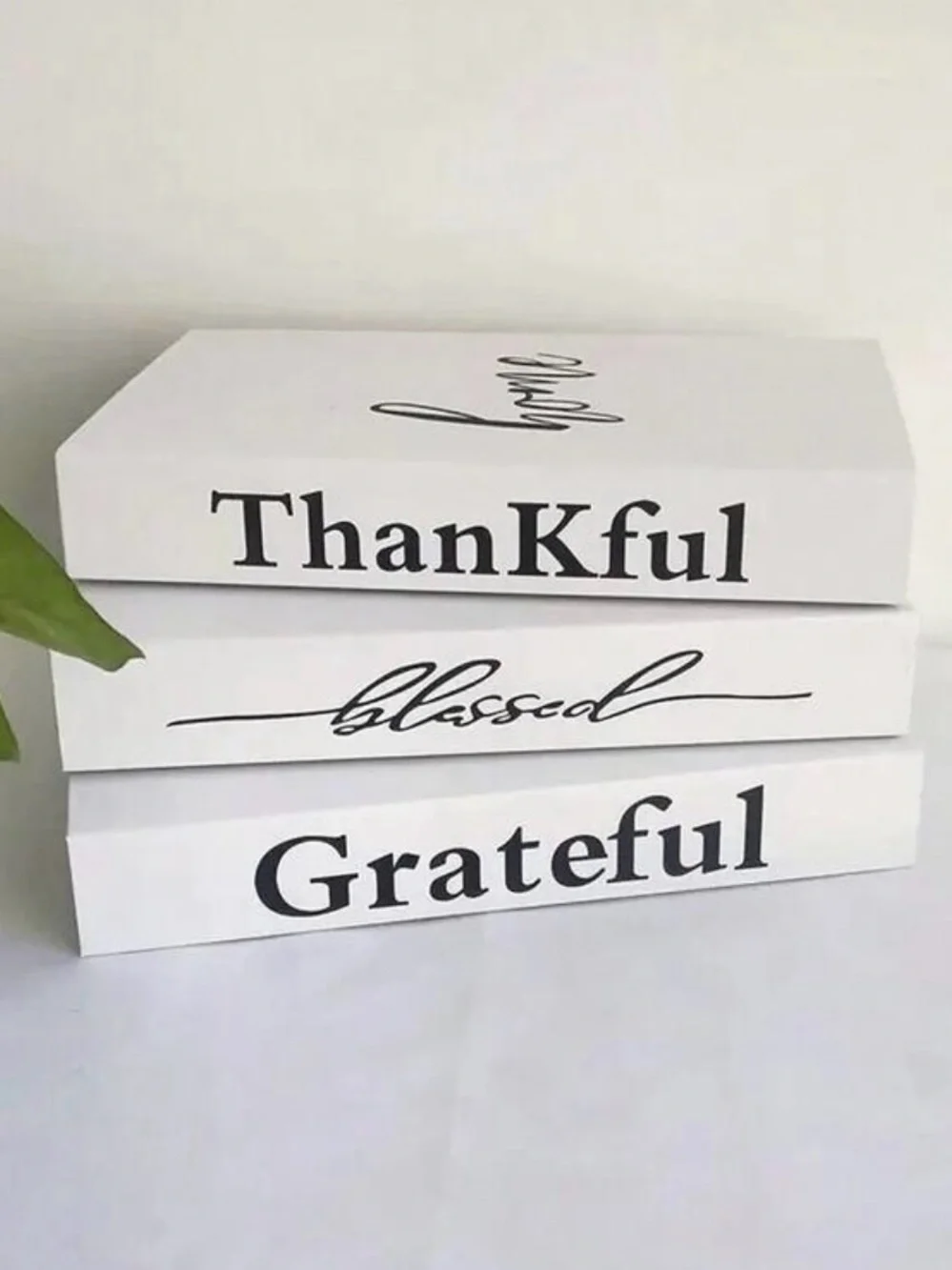 SHEIN White 'Grateful Thankful Blessed' Decorative Book Stack
